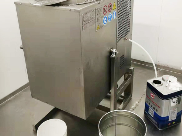 化工行業(yè)溶劑回收機(jī)客戶(hù)案例